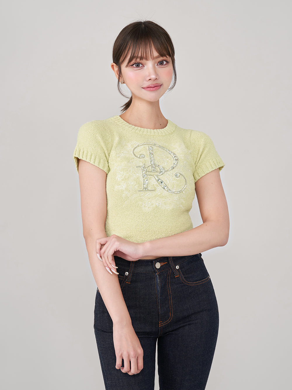 モデル：163cm（着用サイズ：FREE　着用カラー：LIM）
