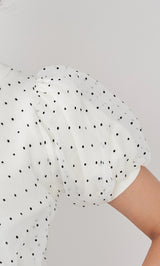 モデル：163cm（着用サイズ：FREE　着用カラー：WHT）
