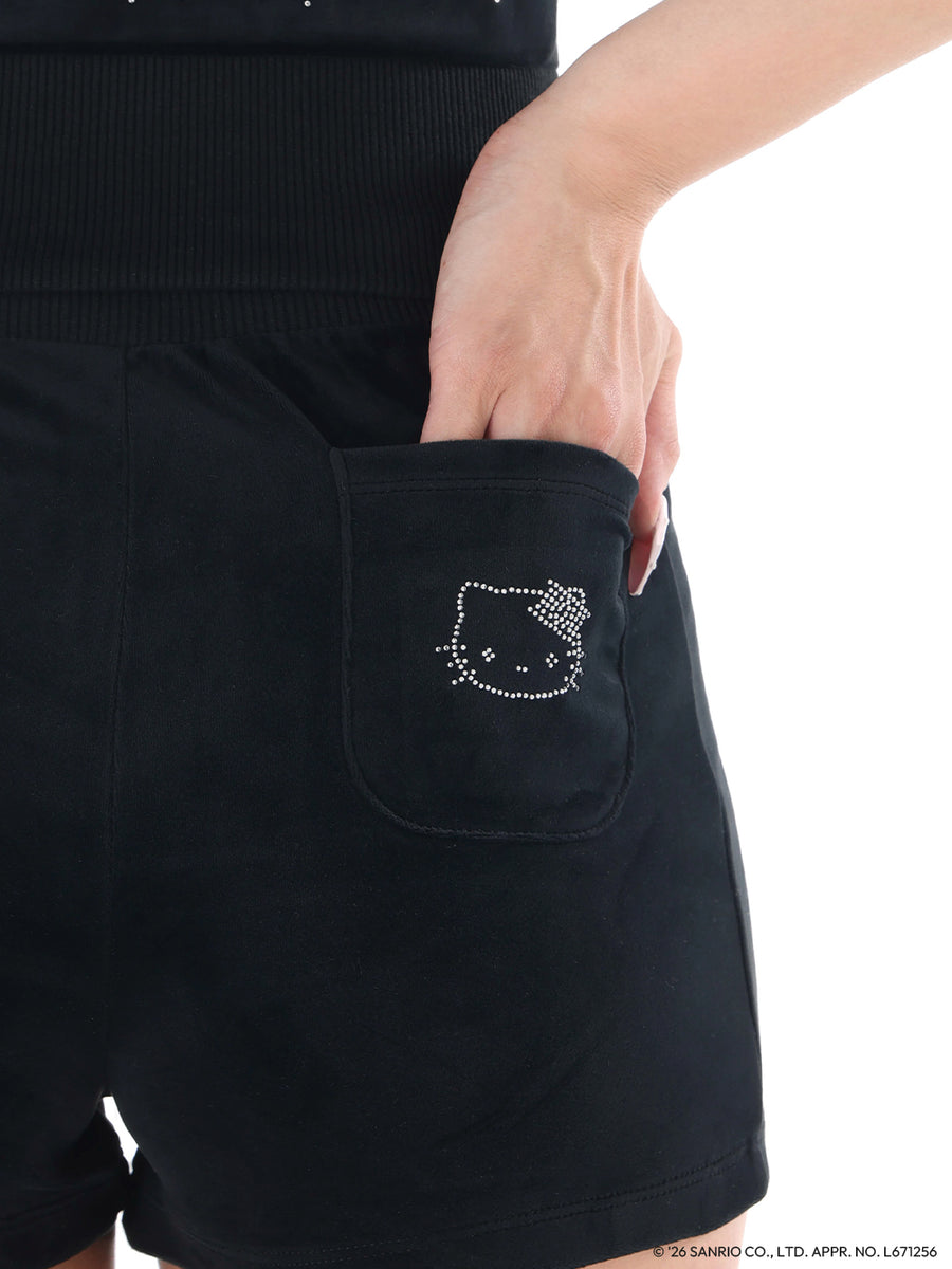 モデル：163cm（着用サイズ：FREE　着用カラー：BLK）