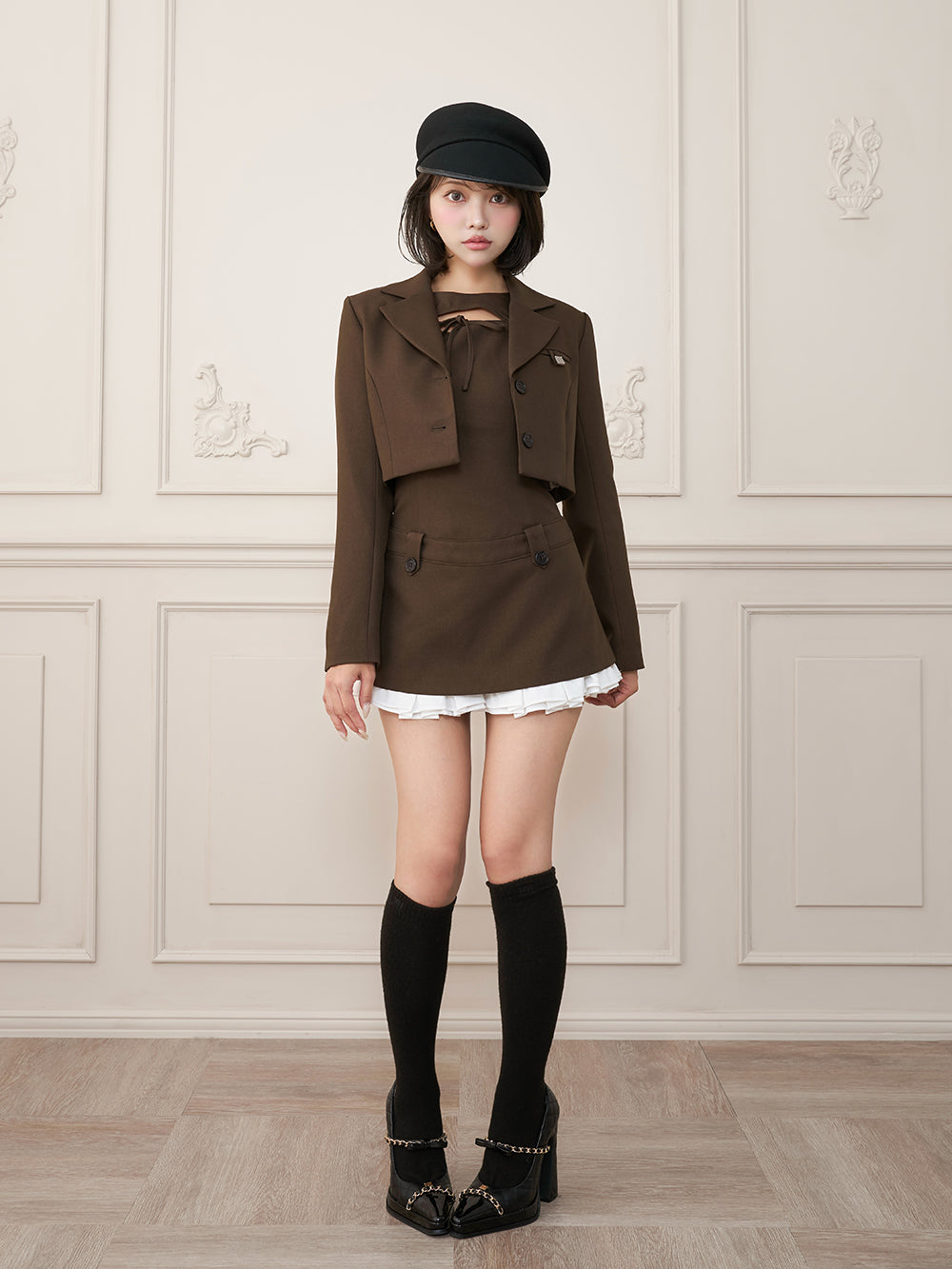 モデル：163cm（着用サイズ：S　着用カラー：BRN）