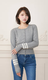 モデル：163cm（着用サイズ：FREE　着用カラー：GRY）