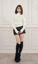 モデル：163cm（着用サイズ：FREE　着用カラー：WHT）