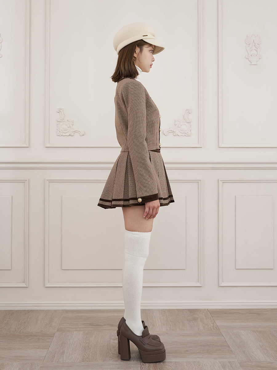 モデル：163cm（着用サイズ：S　着用カラー：BRN）