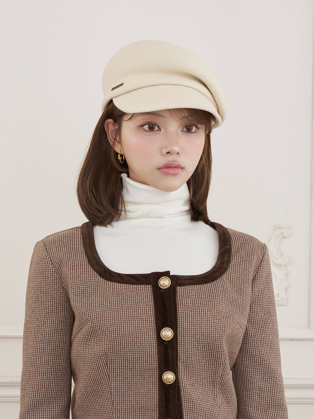 モデル：163cm（着用サイズ：S　着用カラー：BRN）