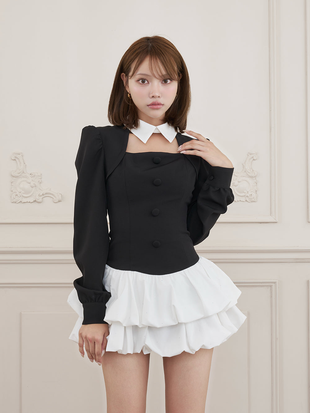モデル：163cm（着用サイズ：FREE　着用カラー：BLK）