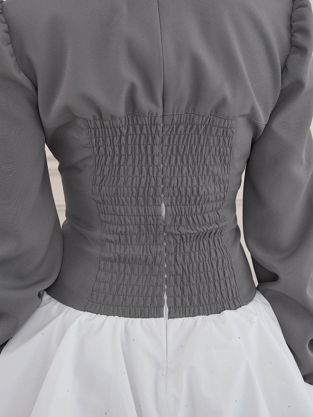 モデル：163cm（着用サイズ：FREE　着用カラー：GRY）