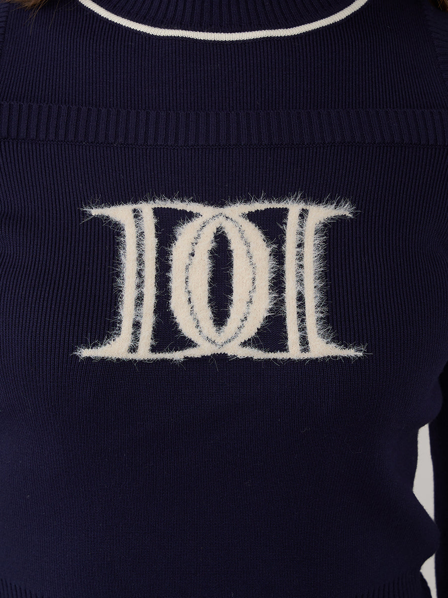 モデル：163cm（着用サイズ：FREE　着用カラー：NVY）