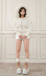 モデル：163cm（着用サイズ：S　着用カラー：WHT）