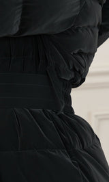 モデル：163cm（着用サイズ：S　着用カラー：BLK）