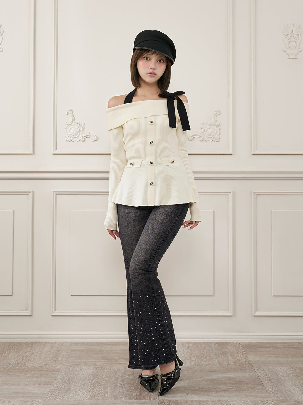 モデル：163cm（着用サイズ：FREE　着用カラー：WHT）