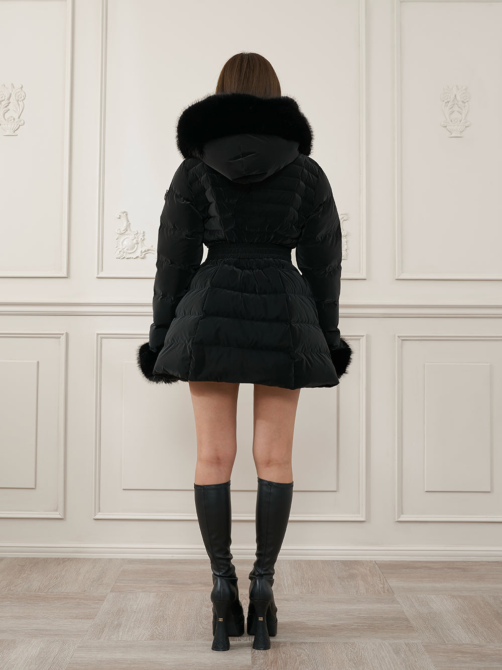 モデル：163cm（着用サイズ：S　着用カラー：BLK）