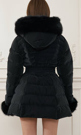 モデル：163cm（着用サイズ：S　着用カラー：BLK）