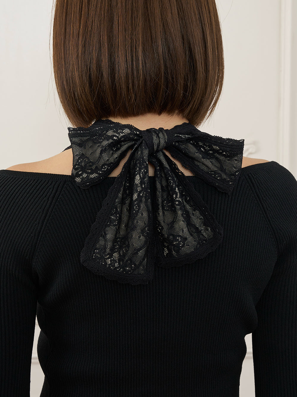 モデル：163cm（着用サイズ：FREE　着用カラー：BLK）