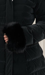 モデル：163cm（着用サイズ：S　着用カラー：BLK）