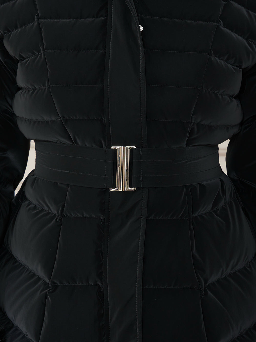 モデル：163cm（着用サイズ：S　着用カラー：BLK）