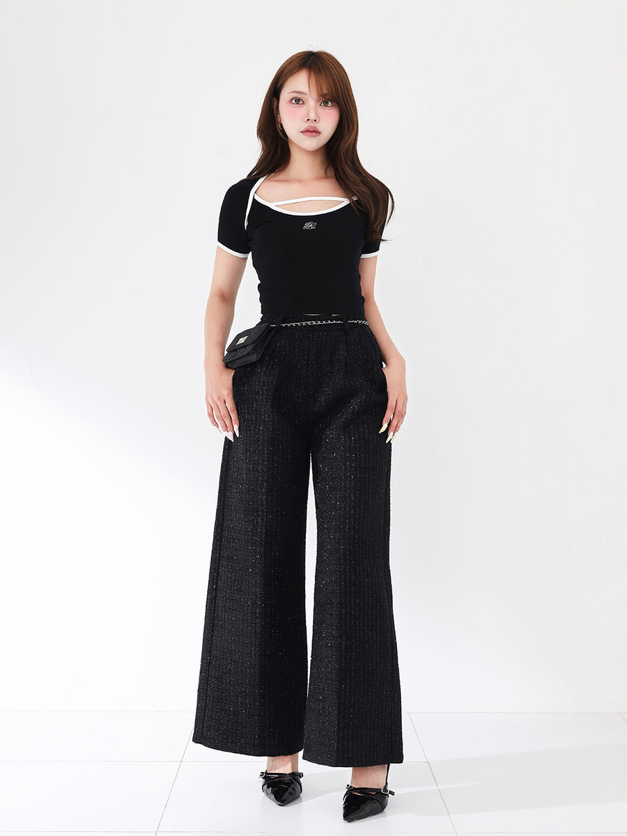 モデル：163cm（着用サイズ：FREE　着用カラー：BLK）