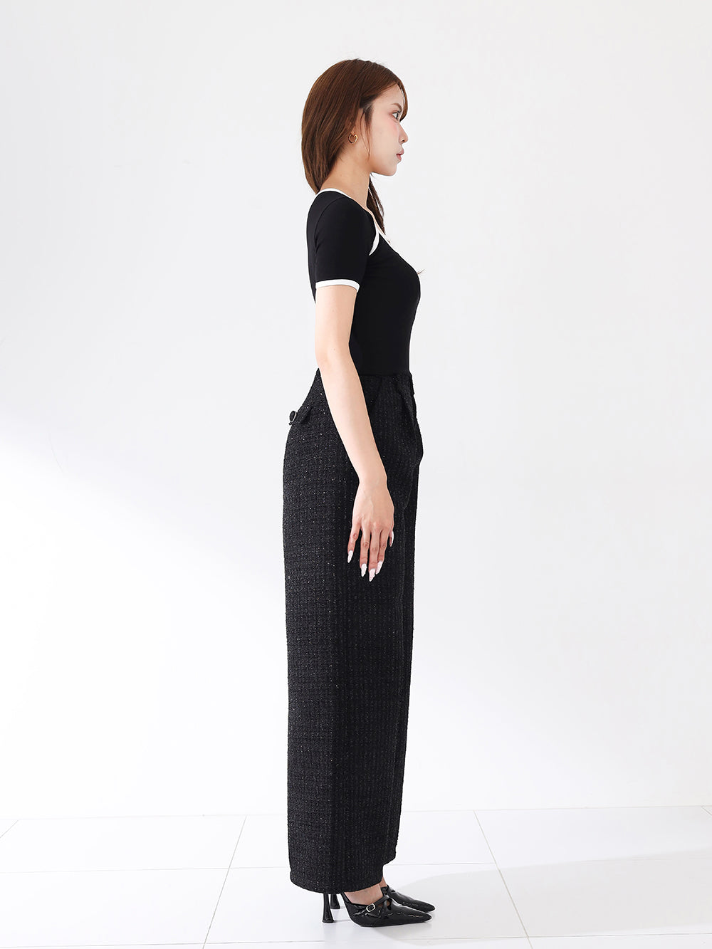 モデル：163cm（着用サイズ：FREE　着用カラー：BLK）
