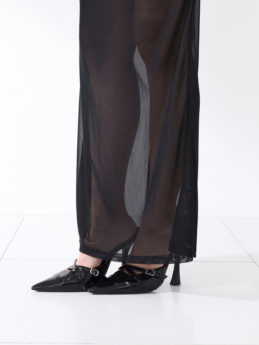 モデル：163cm（着用サイズ：FREE　着用カラー：BLK）
