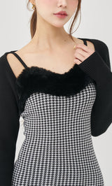 モデル：163cm（着用サイズ：FREE　着用カラー：BLK）