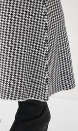 モデル：163cm（着用サイズ：FREE　着用カラー：BLK）