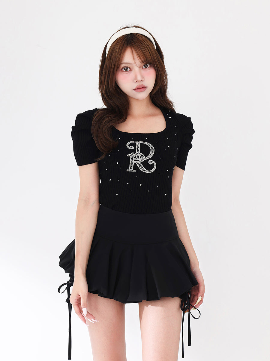 モデル：163cm（着用サイズ：FREE　着用カラー：BLK）