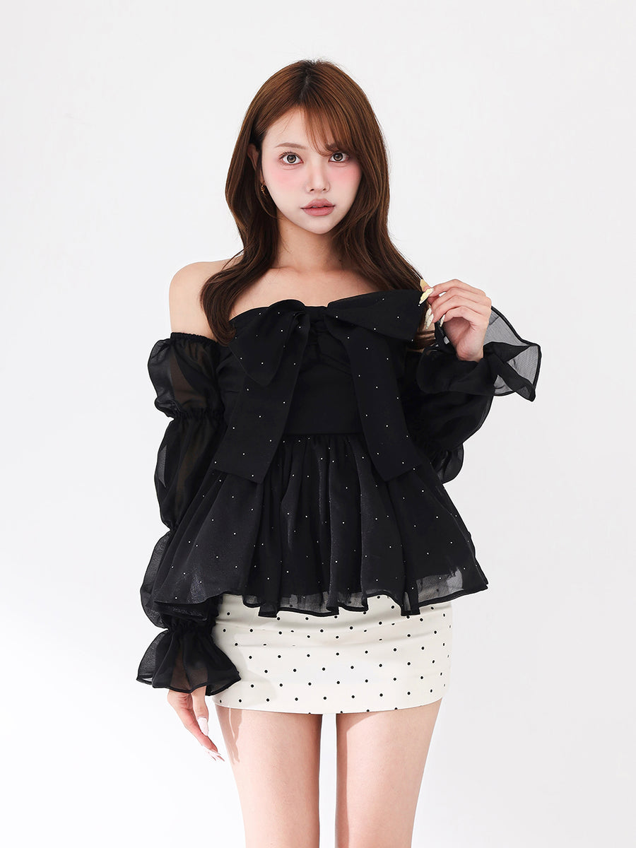 モデル：163cm（着用サイズ：FREE　着用カラー：BLK）