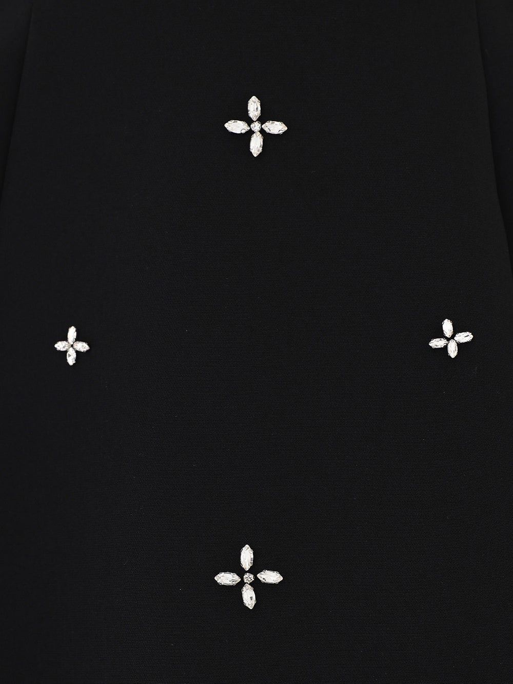 モデル：163cm（着用サイズ：FREE　着用カラー：BLK）