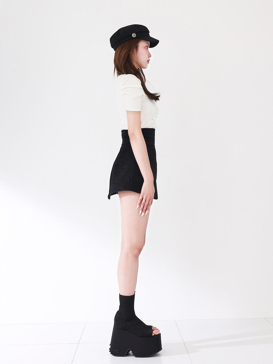 モデル：163cm（着用サイズ：S　着用カラー：BLK）