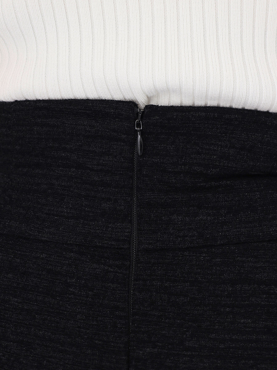 モデル：163cm（着用サイズ：S　着用カラー：BLK）