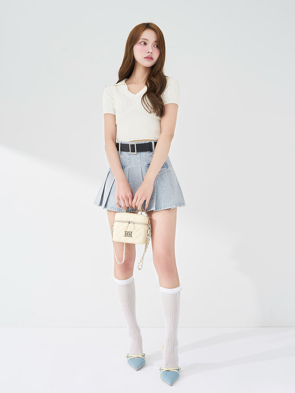 モデル：163cm（着用サイズ：M　着用カラー：I-BLU）