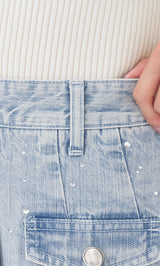 モデル：163cm（着用サイズ：M　着用カラー：I-BLU）