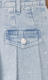 モデル：163cm（着用サイズ：M　着用カラー：I-BLU）