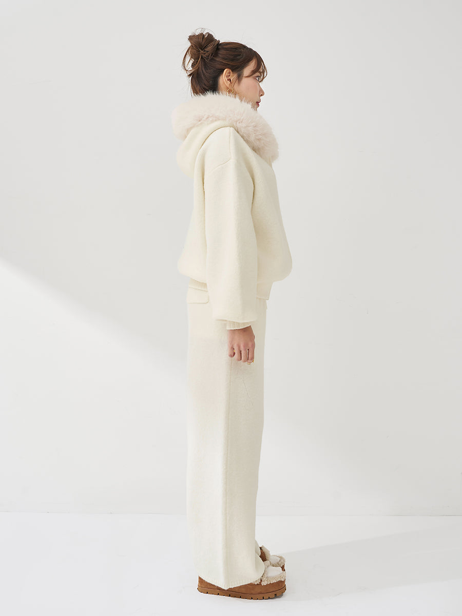 モデル：163cm（着用サイズ：FREE　着用カラー：IVO）