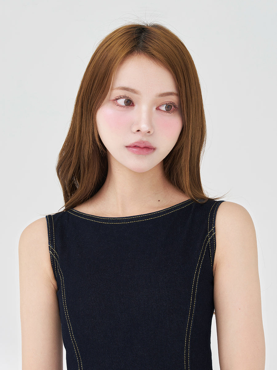 モデル：163cm（着用サイズ：FREE　着用カラー：IND）