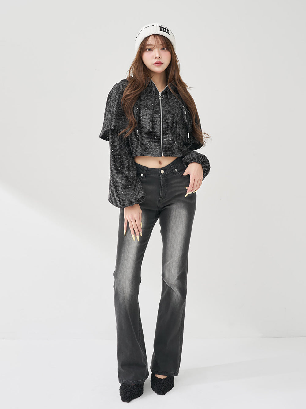 モデル：163cm（着用サイズ：FREE　着用カラー：BLK）