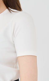モデル：163cm（着用サイズ：FREE　着用カラー：WHT）