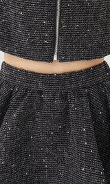 モデル：163cm（着用サイズ：FREE　着用カラー：BLK）