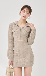 モデル：163cm（着用サイズ：FREE　着用カラー：BEG）