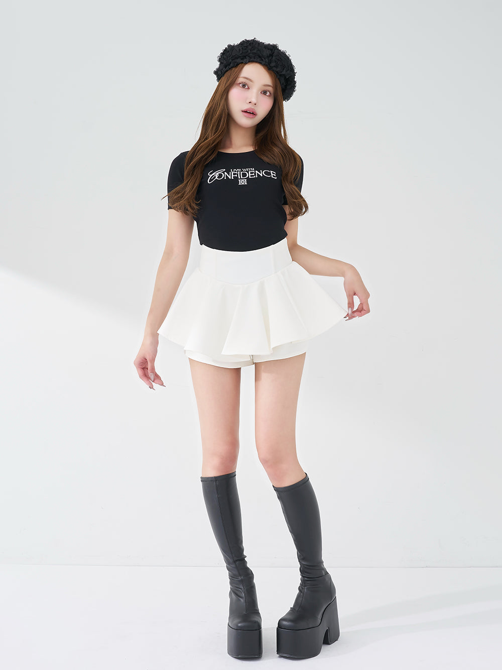 モデル：163cm（着用サイズ：FREE　着用カラー：BLK）