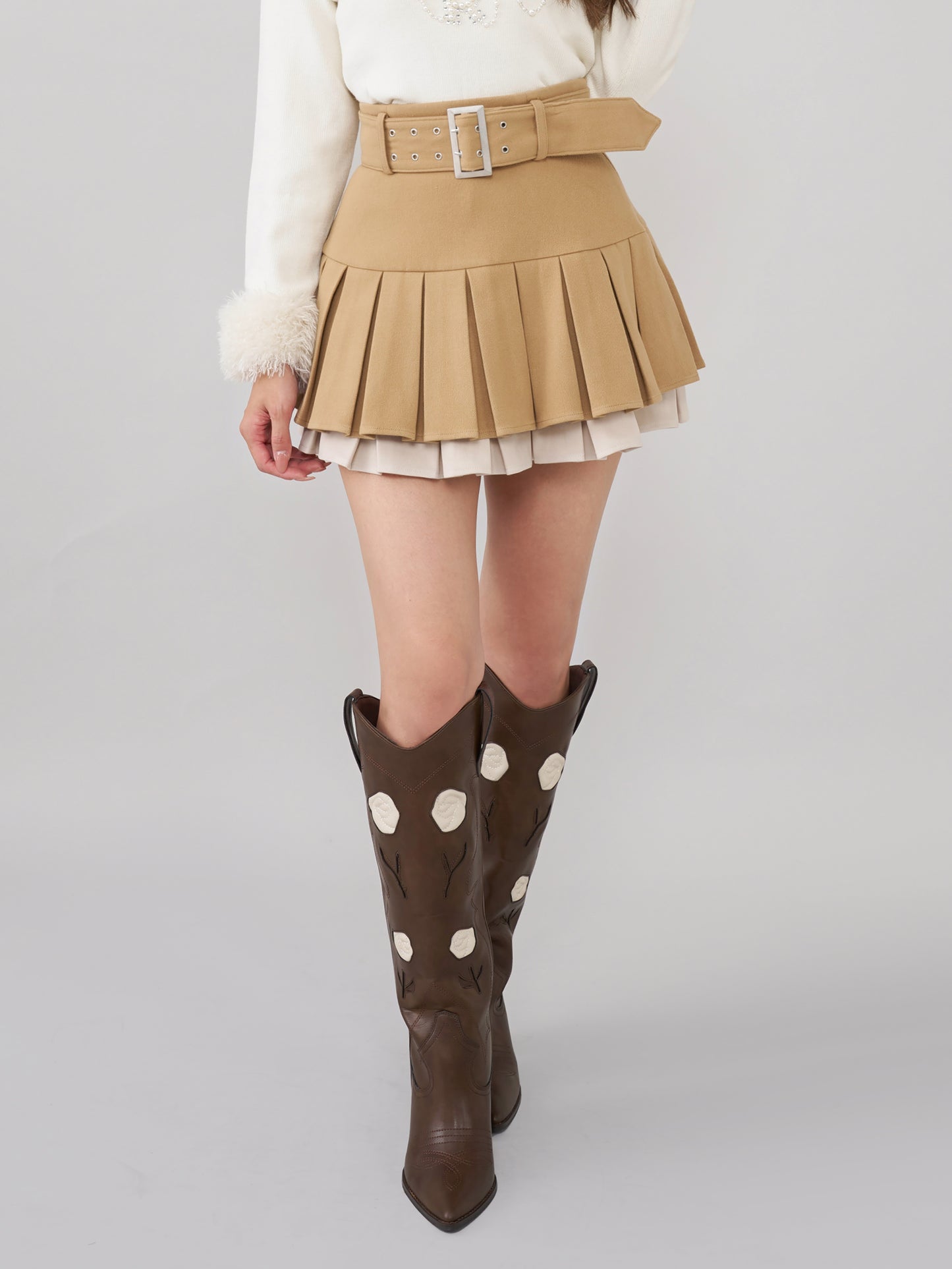 モデル：163cm（着用サイズ：S　着用カラー：BEG）
