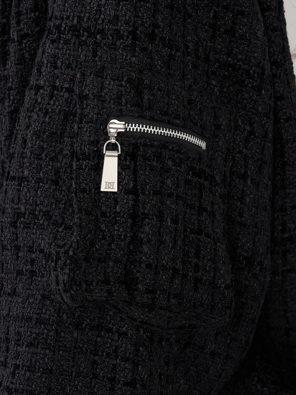 モデル：163cm（着用サイズ：FREE　着用カラー：BLK）