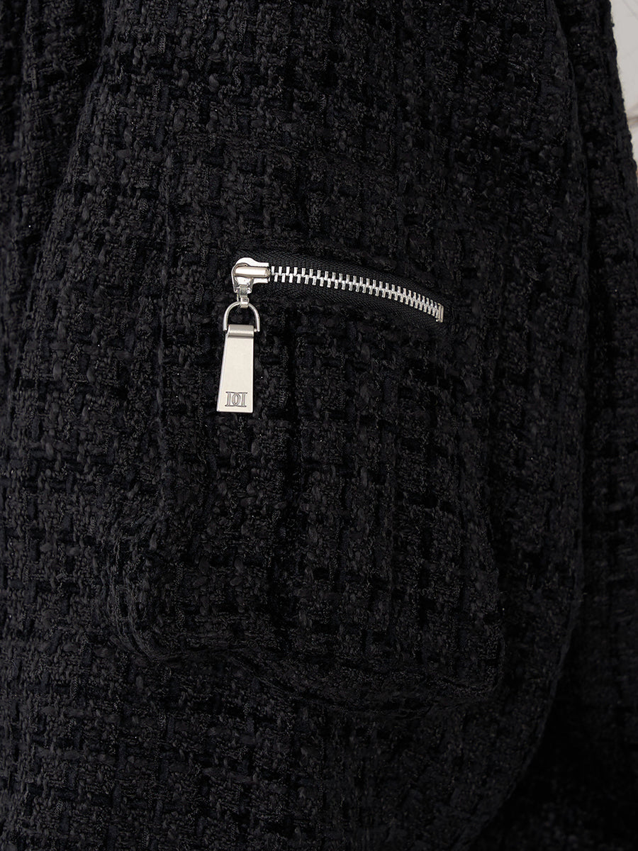 モデル：163cm（着用サイズ：FREE　着用カラー：BLK）