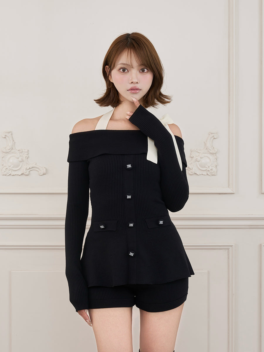 モデル：163cm（着用サイズ：FREE　着用カラー：BLK）