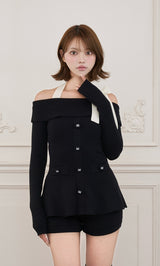 モデル：163cm（着用サイズ：FREE　着用カラー：BLK）