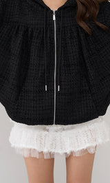モデル：163cm（着用サイズ：FREE　着用カラー：BLK）