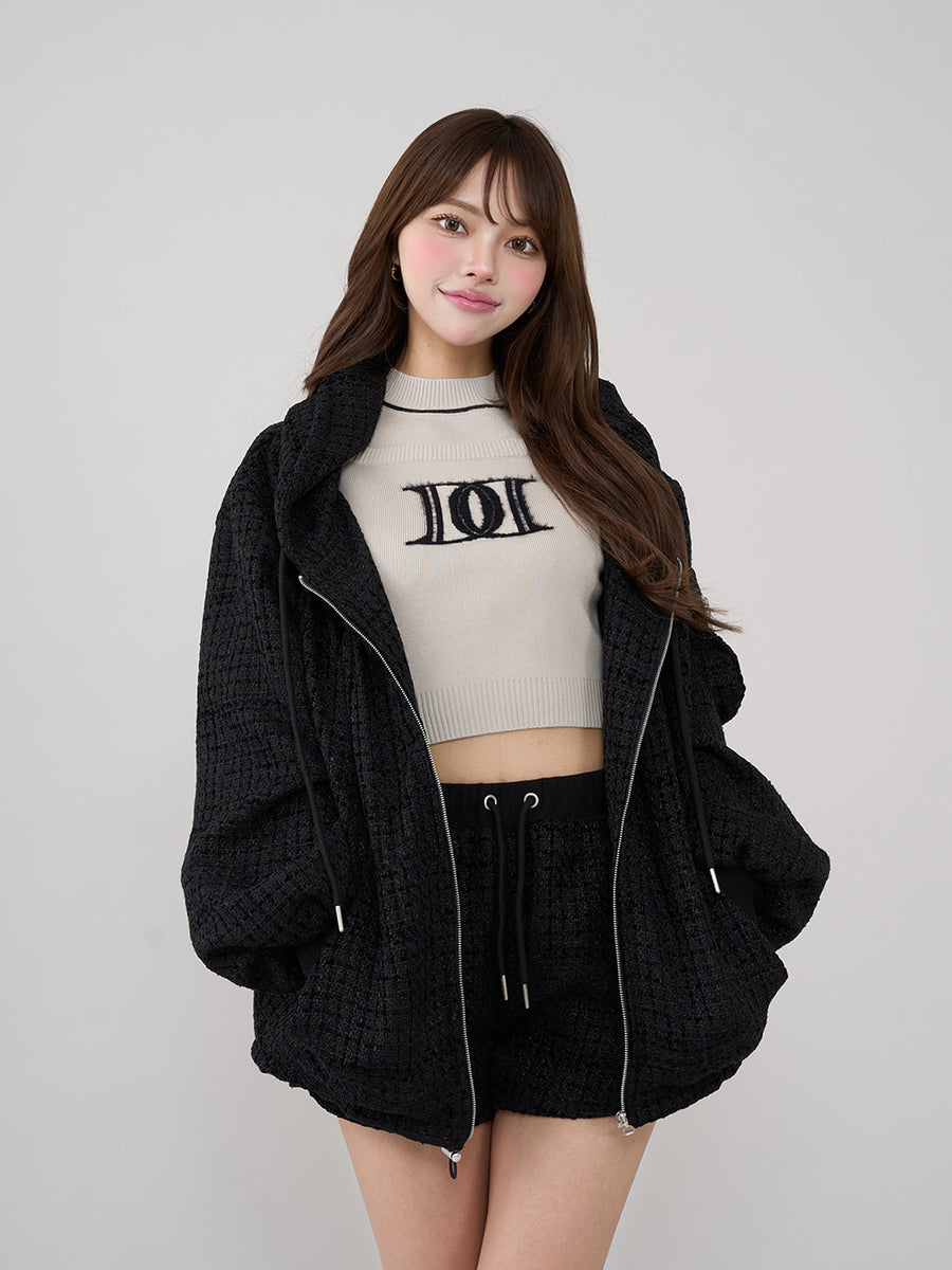 モデル：163cm（着用サイズ：FREE　着用カラー：BLK）