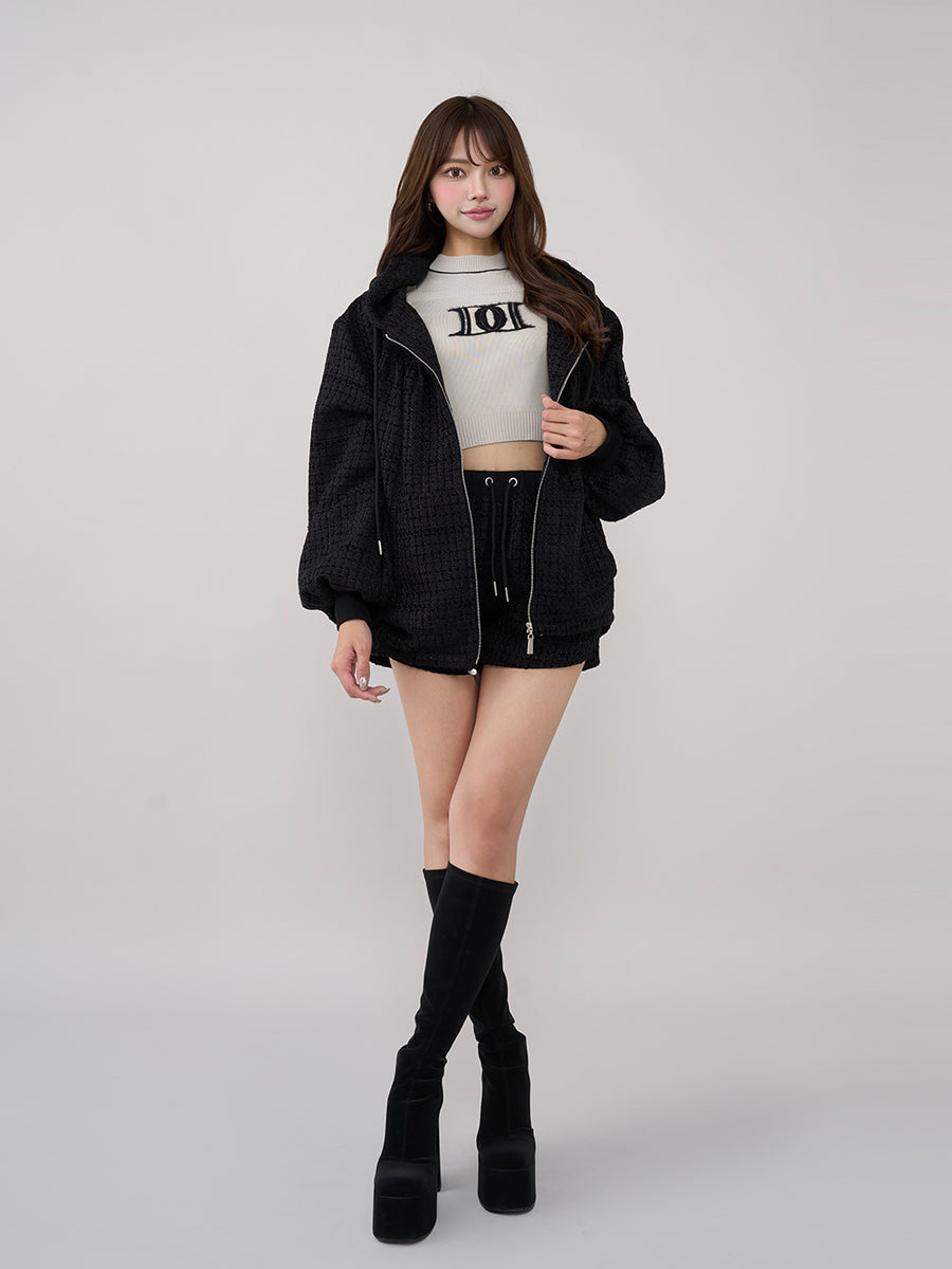 モデル：163cm（着用サイズ：FREE　着用カラー：BLK）