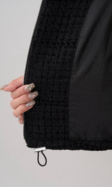 モデル：163cm（着用サイズ：FREE　着用カラー：BLK）