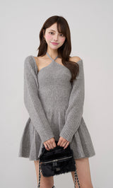 モデル：163cm（着用サイズ：FREE　着用カラー：GRY）