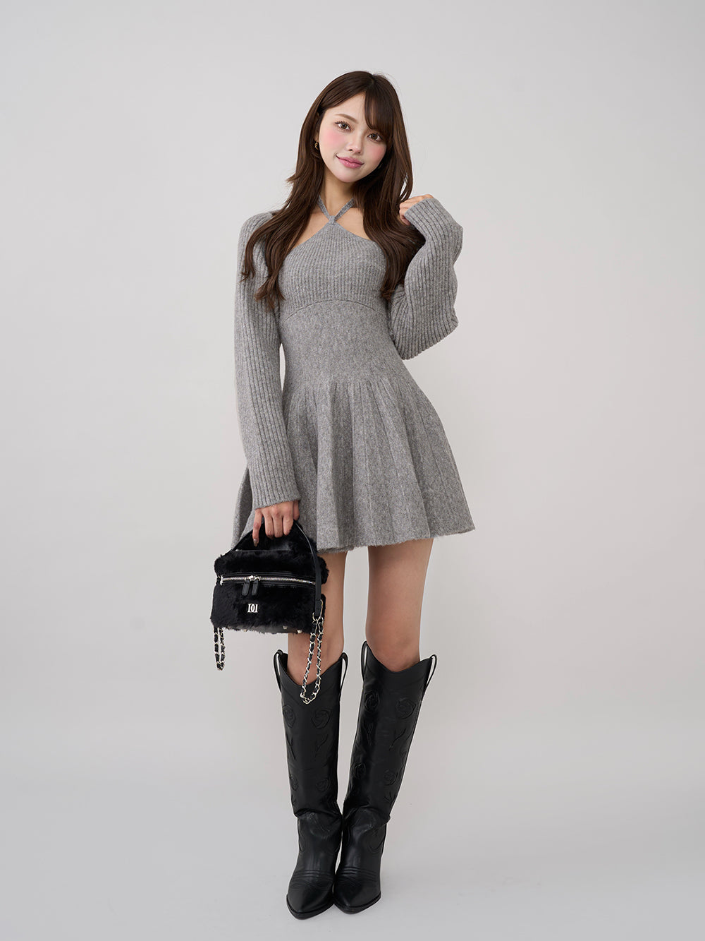 モデル：163cm（着用サイズ：FREE　着用カラー：GRY）